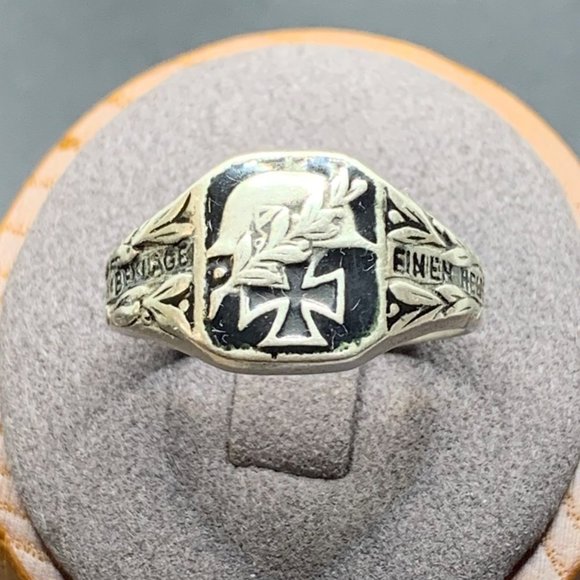 Other - Vintage Silver WWII German Ring w/ Helmet ICH BEKLAGE EINEN HELDEN Size 11.5